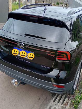 VOLKSWAGEN T-CROSS 1.0 200 TSI TOTAL FLEX AUTOMÁTICO VOLKSWAGEN T-CROSS 1.0 200 TSI TOTAL FLEX AUTOMÁTICO